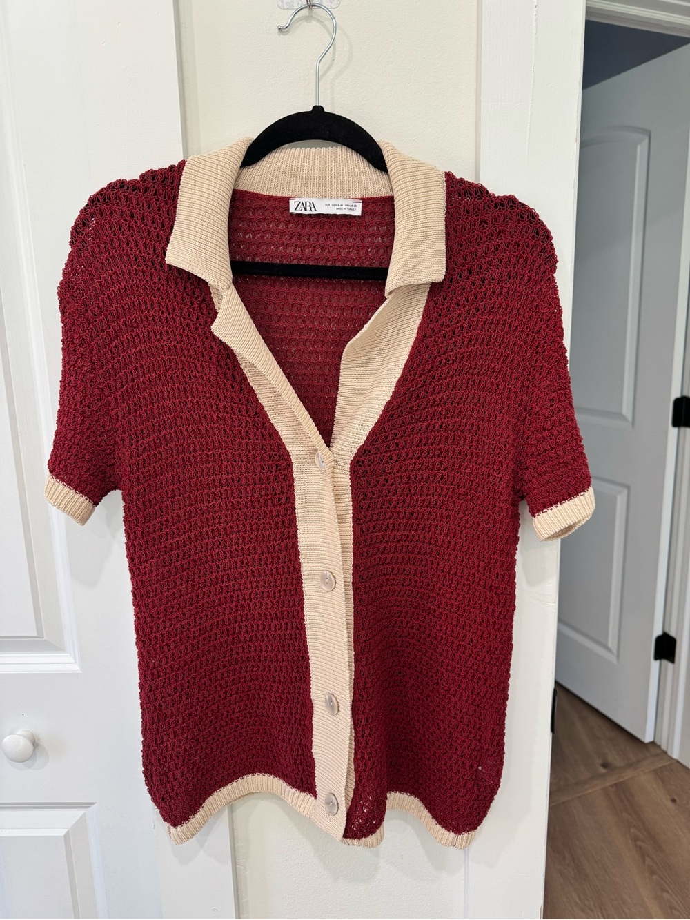 ZARA Red Open-Knit Short Sleeve Shirt with Cream Trim